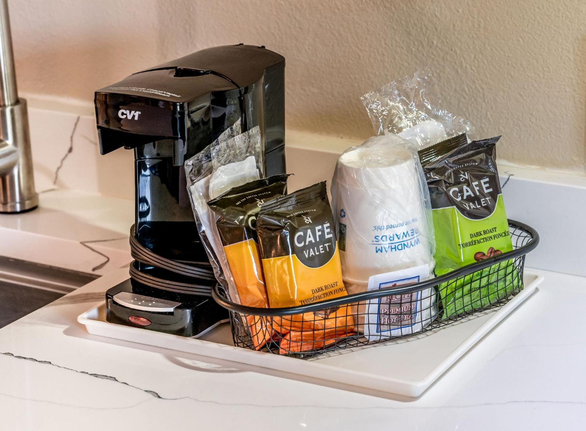Bay Breeze Aparthotel South Bradenton Ngoại thất bức ảnh