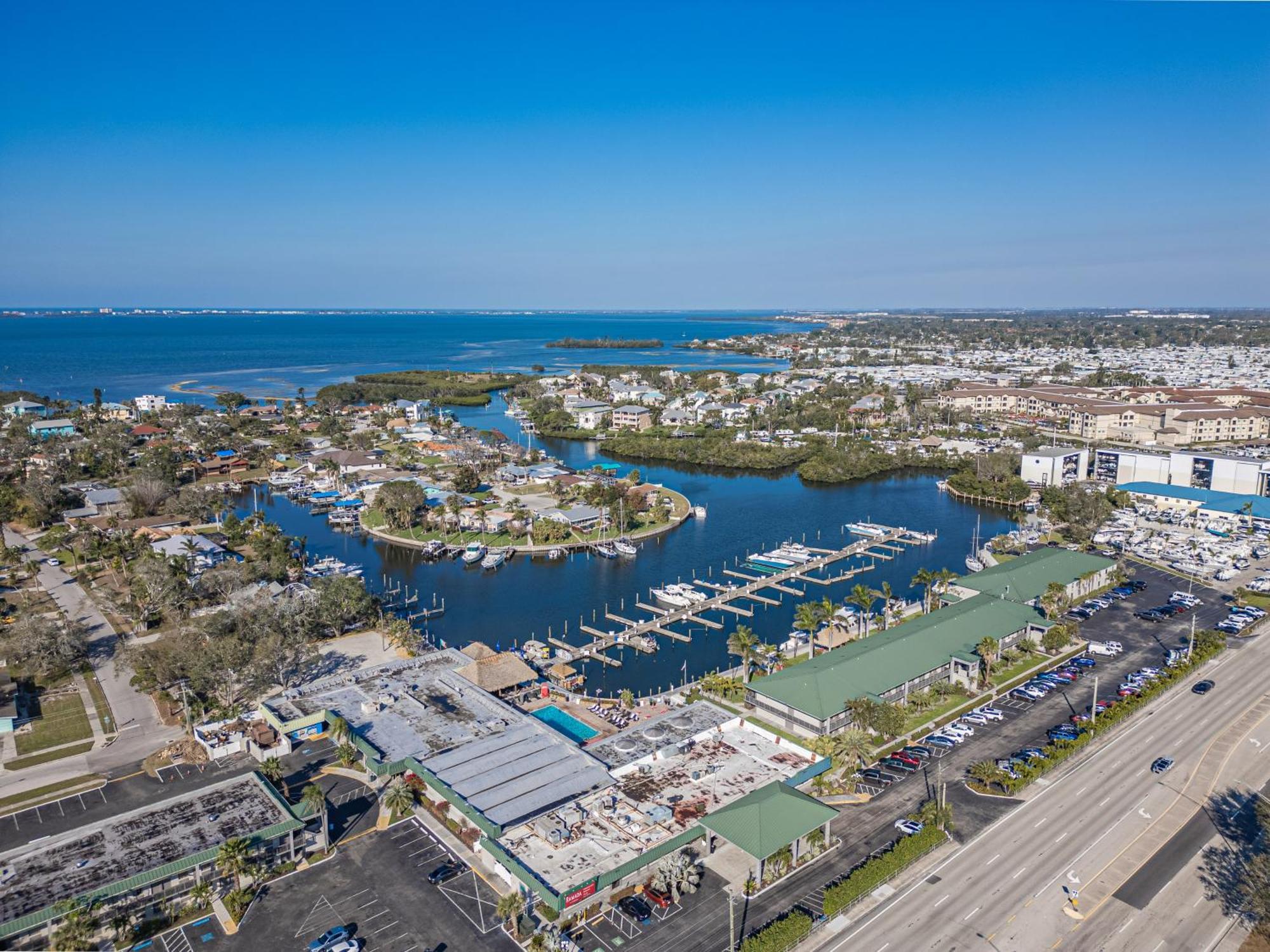 Bay Breeze Aparthotel South Bradenton Ngoại thất bức ảnh