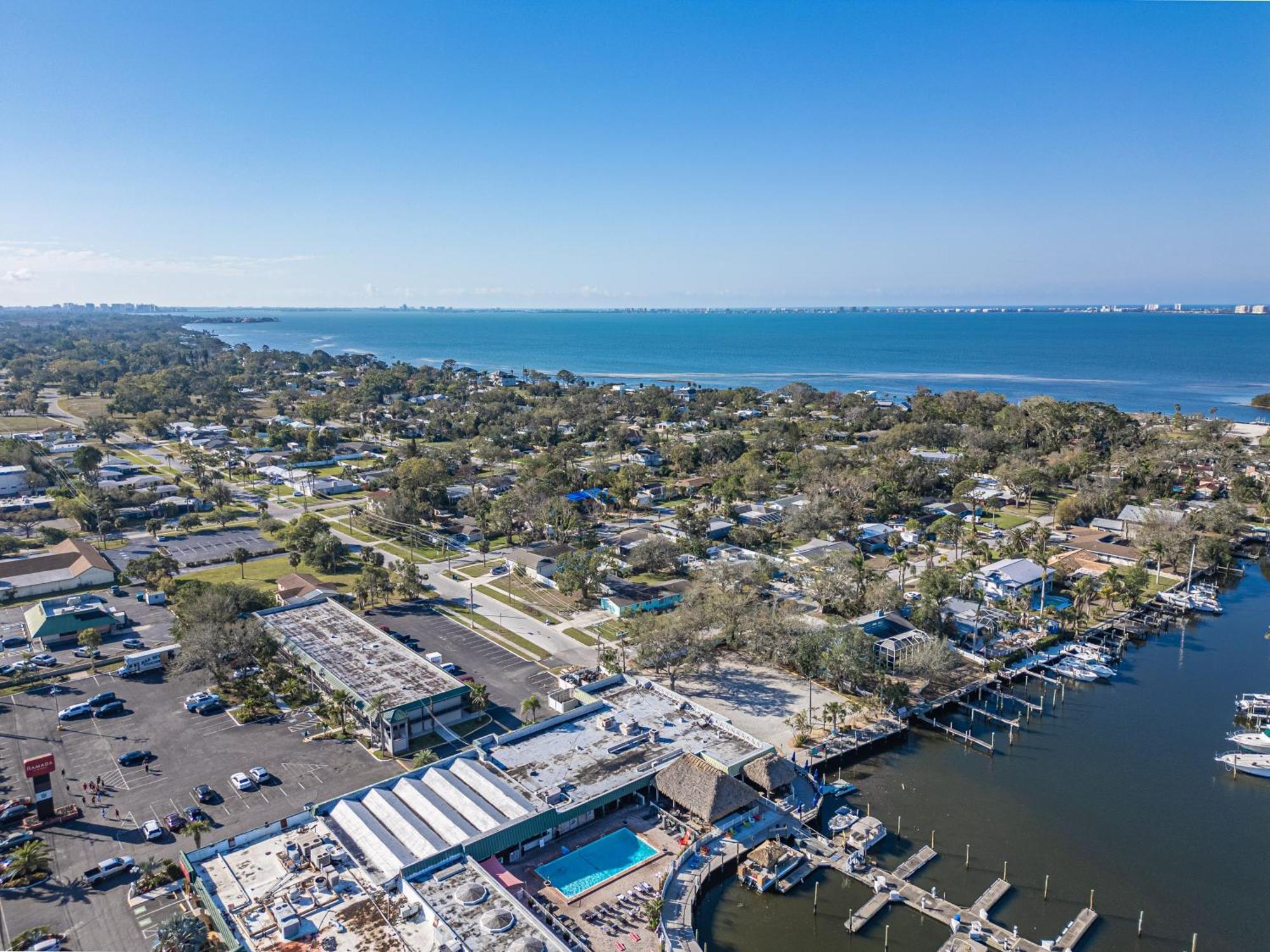 Bay Breeze Aparthotel South Bradenton Ngoại thất bức ảnh